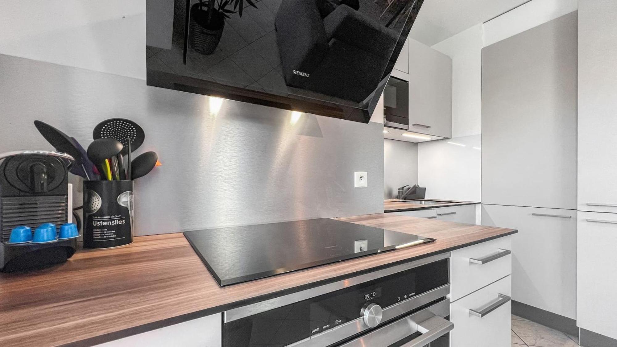 Homey Precioso - Terrasse Privee - Wifi Et Netflix Apartment