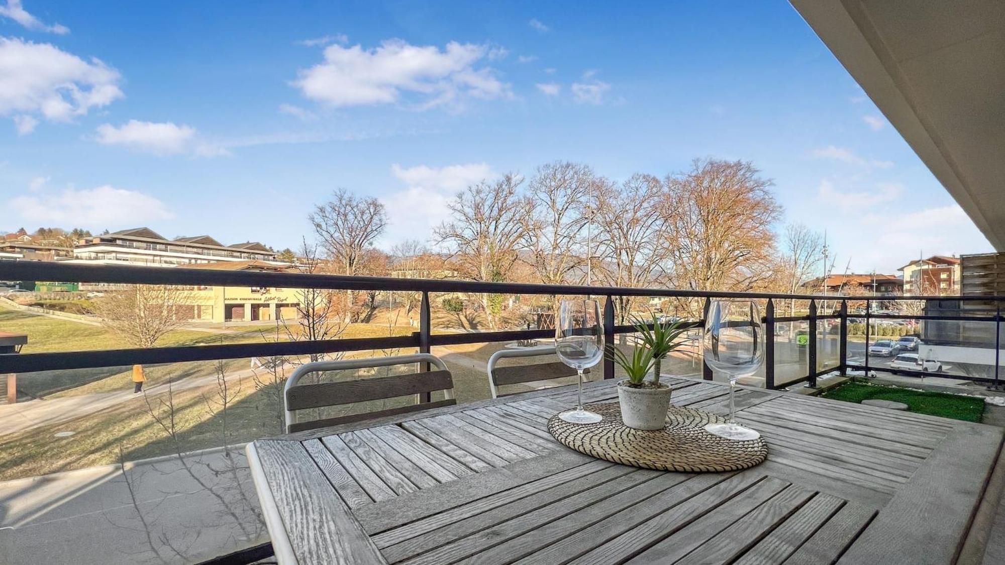 Homey Precioso - Terrasse Privee - Wifi Et Netflix * Vetraz-Monthoux